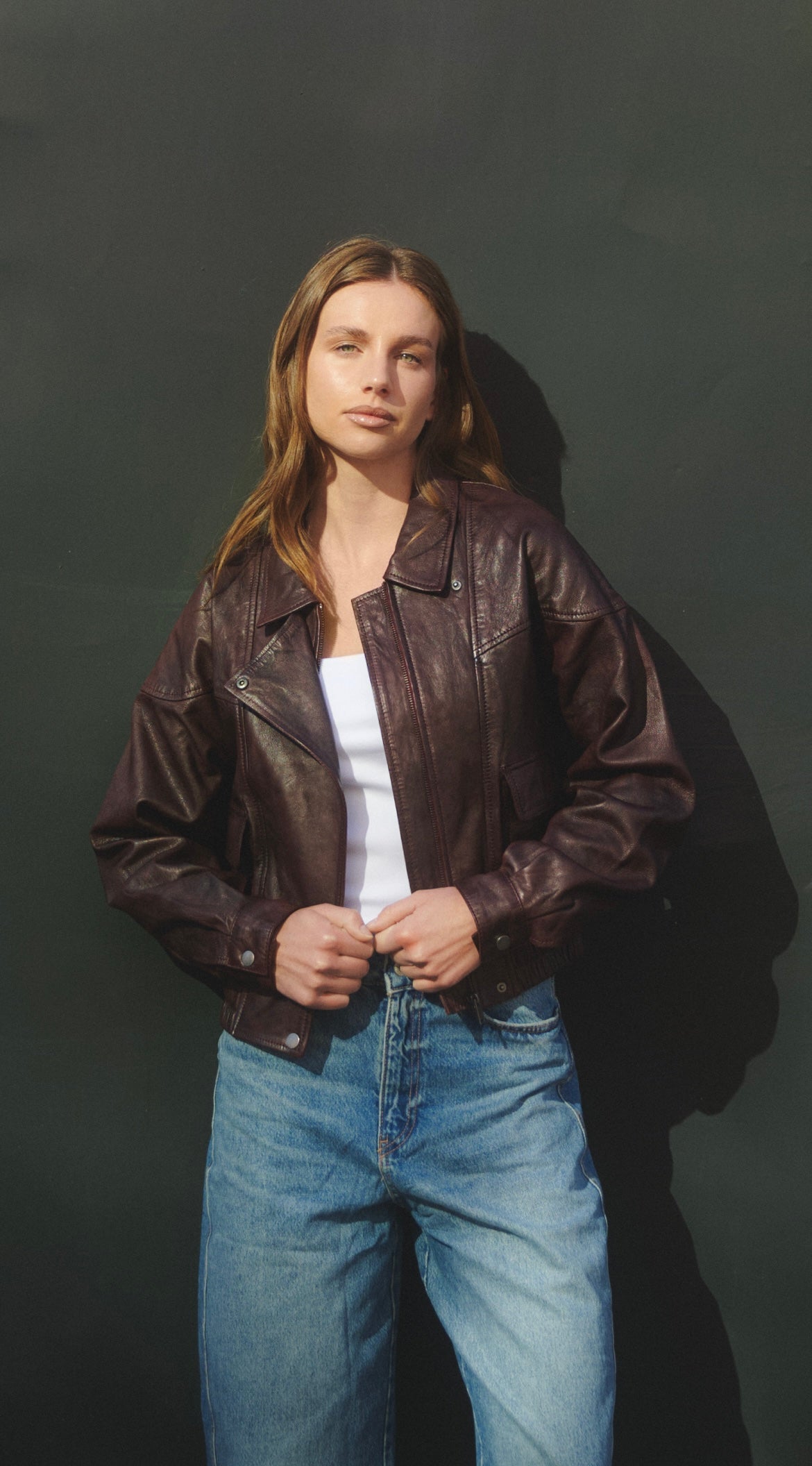 BOMBER DE CUERO BURDEO