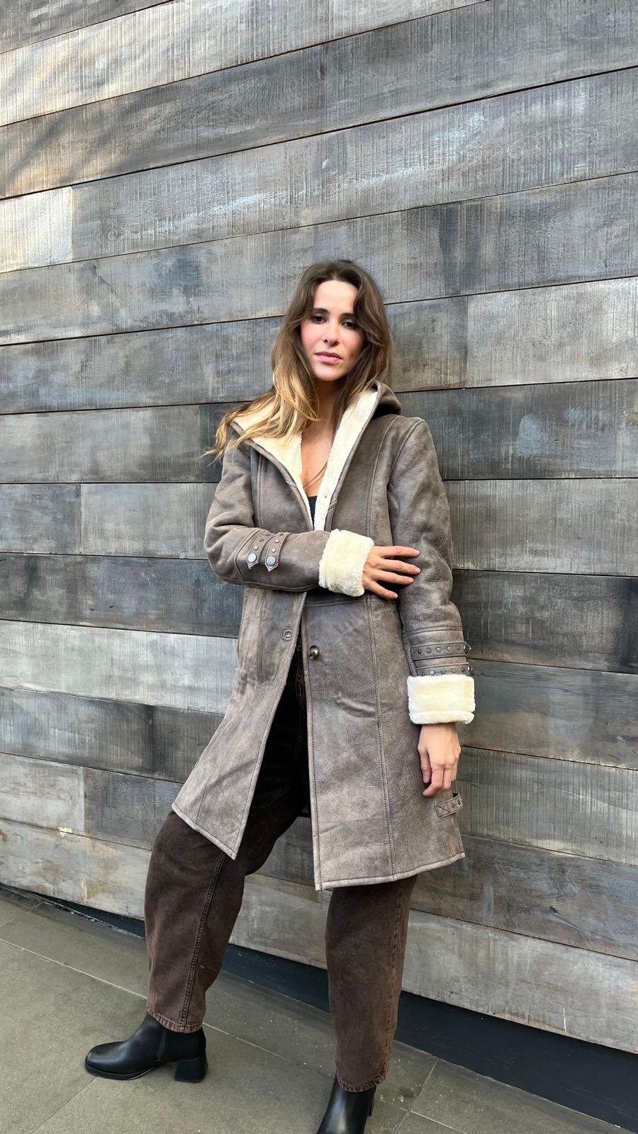 Gamulán Café 100% cuero ovino. ¡SAMPLE SALE! (sin cambios ni devoluciones)