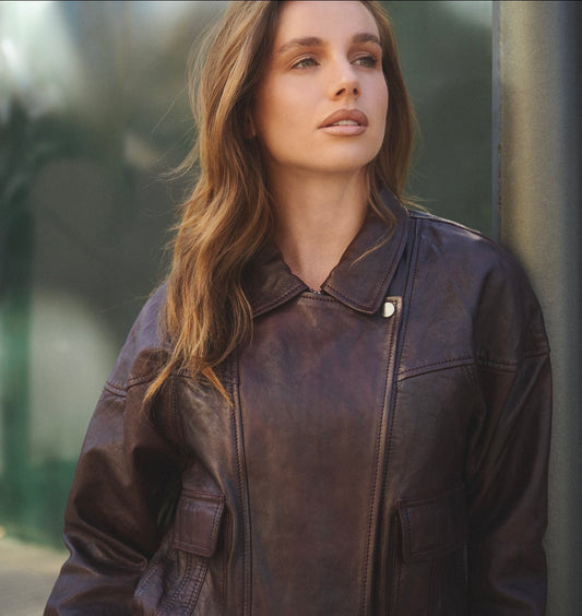 BOMBER DE CUERO BURDEO