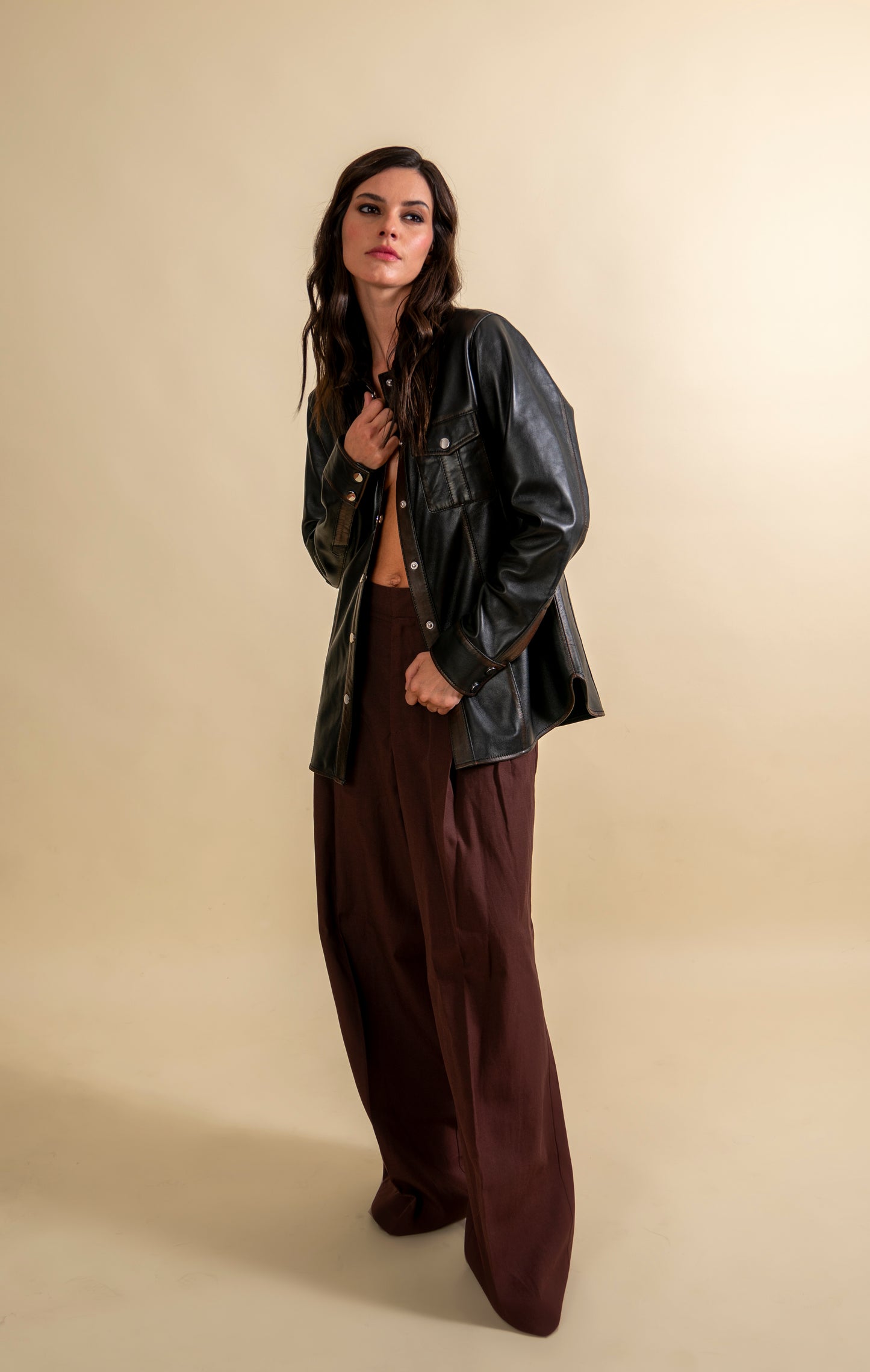 Camisa Stone 100% cuero ovino