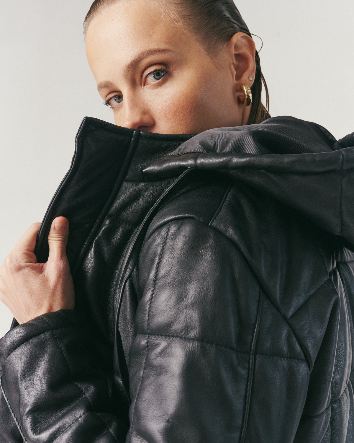 Chaqueta Puffa Majesty Negra 100% Cuero de oveja
