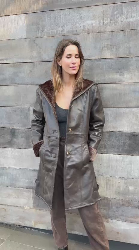 Gamulán Chocolate 100% cuero ovino