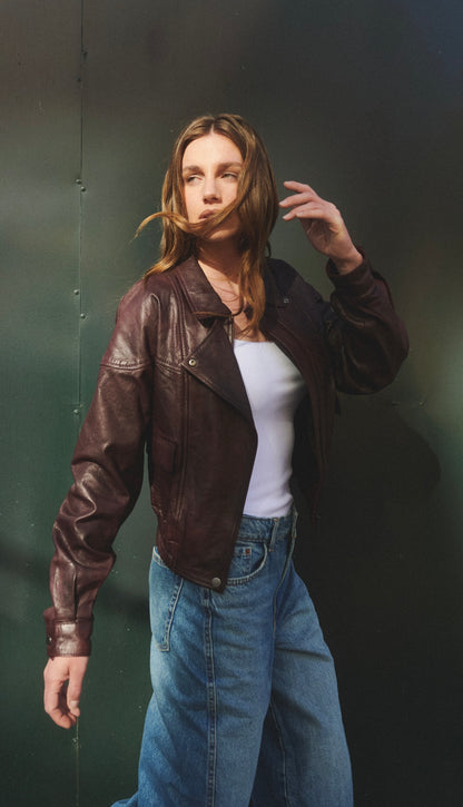 BOMBER DE CUERO BURDEO