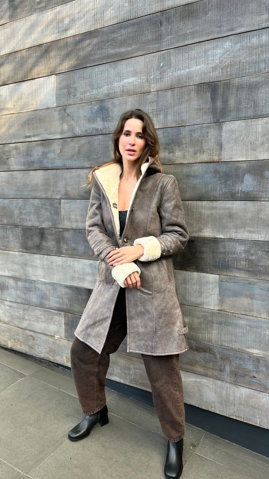 Gamulán Café 100% cuero ovino. ¡SAMPLE SALE! (sin cambios ni devoluciones)