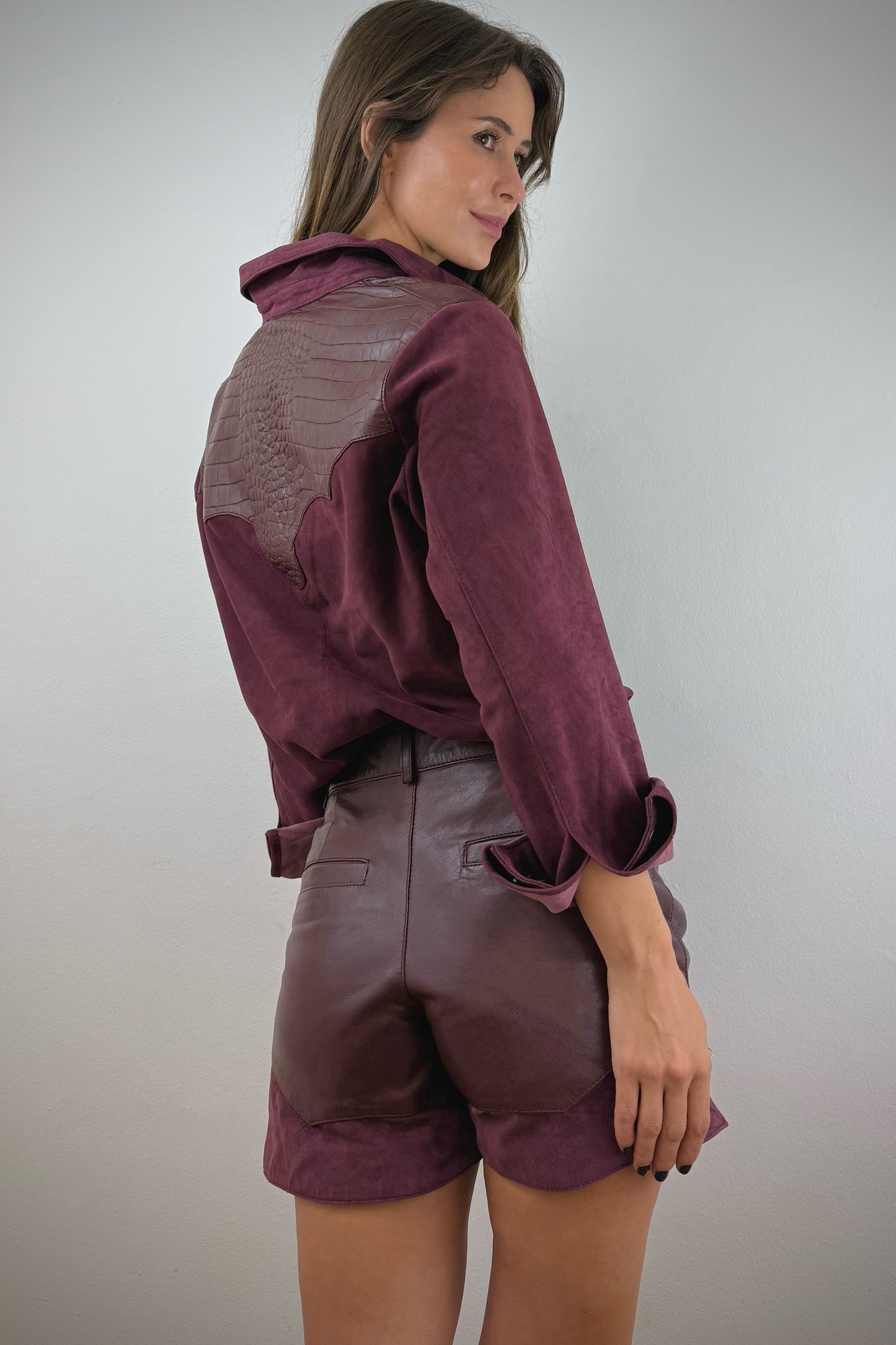 Short de Cuero Burdeo