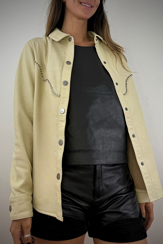 Camisa de cuero color Hueso