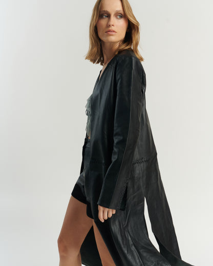 Capa larga 100% cuero negra