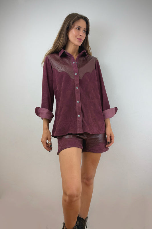 Camisa de gamuza con croco Burdeo