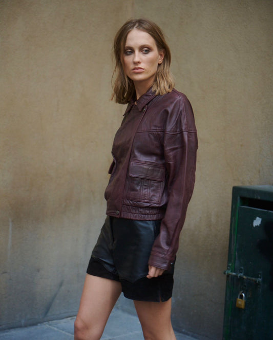 BOMBER DE CUERO BURDEO